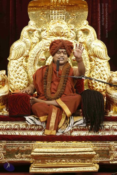 2-Evening-Satsang_Photo_1039__F0A5652_CMP_WM