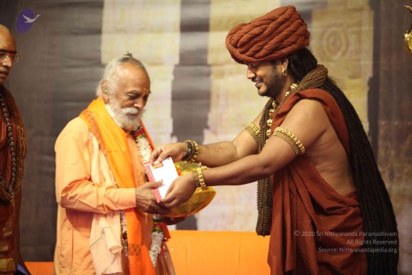 1-Nithya-Satsang_Photo_1007_IMG_2512_CMP_WM