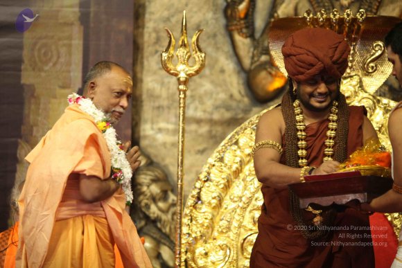 1-Nithya-Satsang_Photo_1010_IMG_2526_CMP_WM