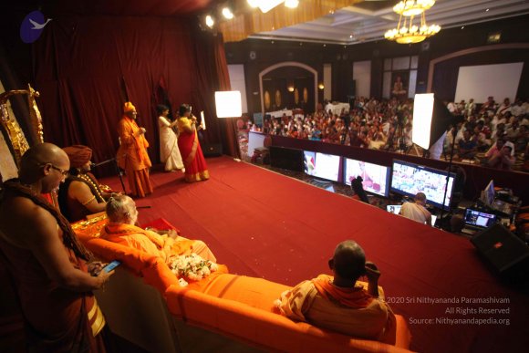 1-Nithya-Satsang_Photo_1025_IMG_2619_CMP_WM