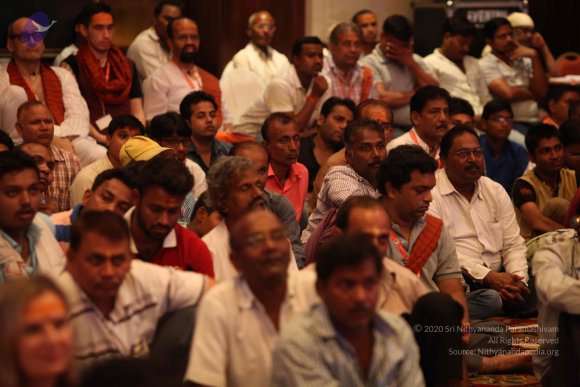 1-Nithya-Satsang_Photo_1033_IMG_2716_CMP_WM
