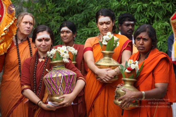 TEMPLE-VISIT_Photo_1000_IMG_3838_CMP_WM