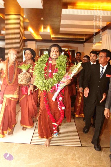 1-HDH-Arrival_Photo_1004_IMG_3737_CMP_WM