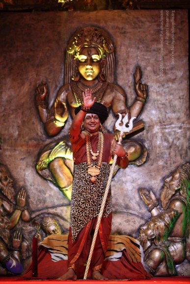 1-SHUDDADVAITAM-DARSHAN-DAY-1_Photo_1065_IMG_8367_CMP_WM