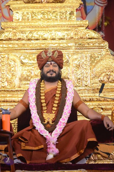 01-NITHYA-SATSANG_Photo_1011_DSC_6258_CMP_WM