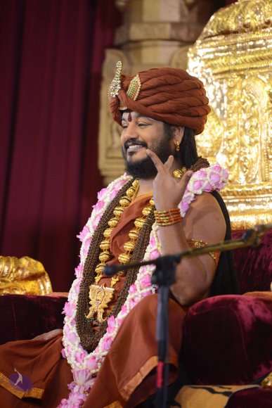 01-NITHYA-SATSANG_Photo_1043_DSC_6341_CMP_WM