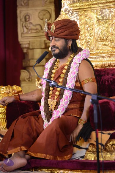 01-NITHYA-SATSANG_Photo_1061_DSC_6378_CMP_WM