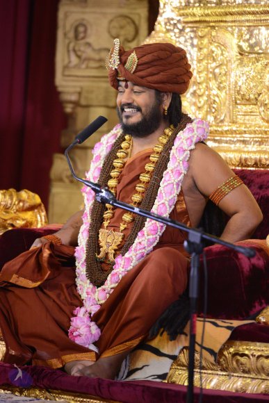 01-NITHYA-SATSANG_Photo_1064_DSC_6381_CMP_WM