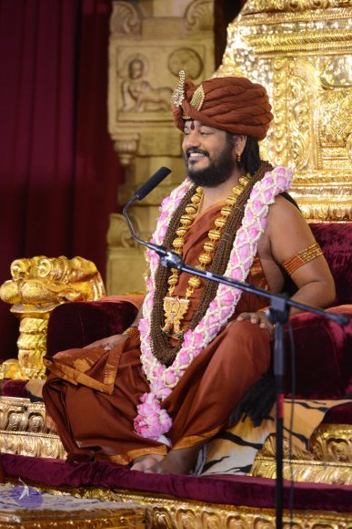 01-NITHYA-SATSANG_Photo_1068_DSC_6386_CMP_WM