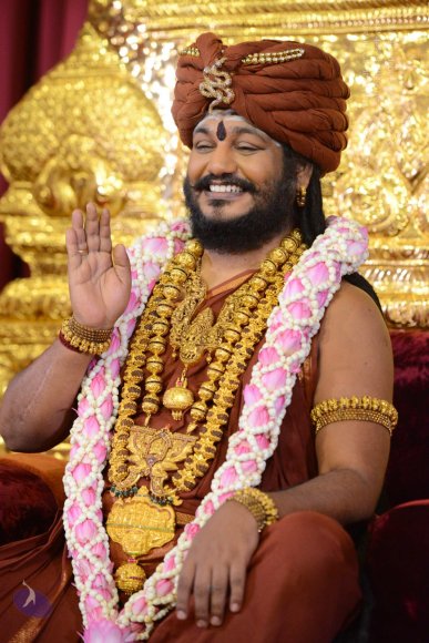 01-Nithya-Satsang_Photo_1009_DSC_9415_CMP_WM