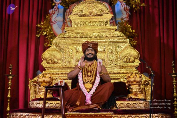 01-Nithya-Satsang_Photo_1013_DSC_9447_CMP_WM