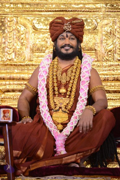 01-Nithya-Satsang_Photo_1019_DSC_9471_CMP_WM