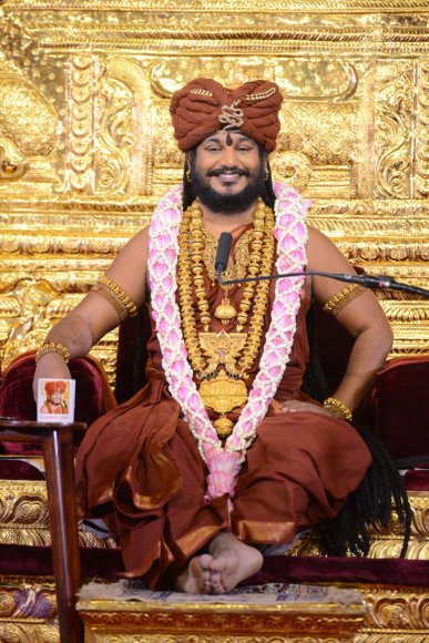 01-Nithya-Satsang_Photo_1022_DSC_9488_CMP_WM