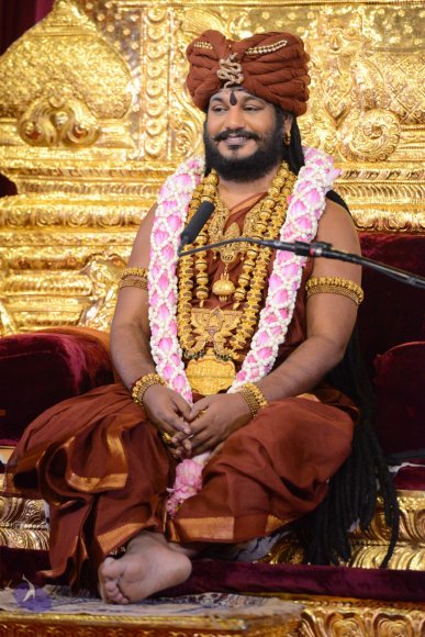 01-Nithya-Satsang_Photo_1025_DSC_9495_CMP_WM