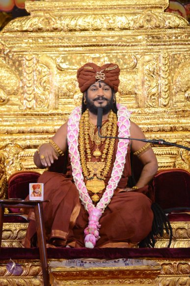 01-Nithya-Satsang_Photo_1035_DSC_9522_CMP_WM