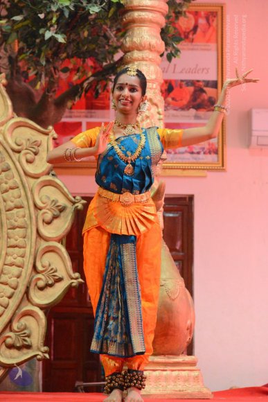 04-Culturals_Photo_1052_DSC_0546_CMP_WM