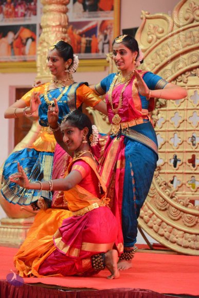 04-Culturals_Photo_1060_DSC_0578_CMP_WM