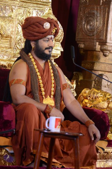 1-NITHYA-SATSANG_Photo_1013_DSC_1684_CMP_WM