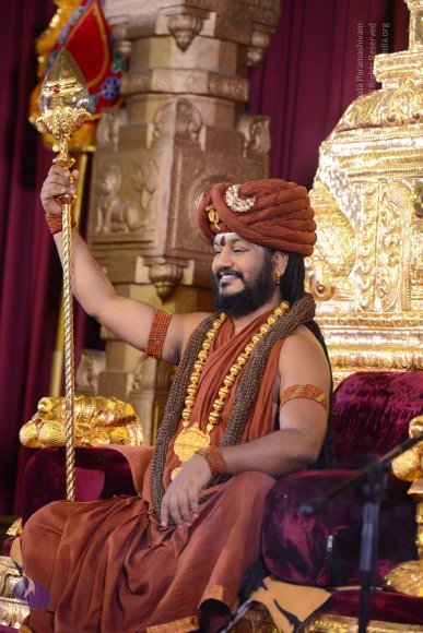 1-NITHYA-SATSANG_Photo_1030_DSC_1713_CMP_WM