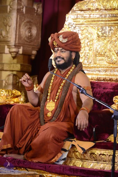 1-NITHYA-SATSANG_Photo_1202_DSC_1973_CMP_WM