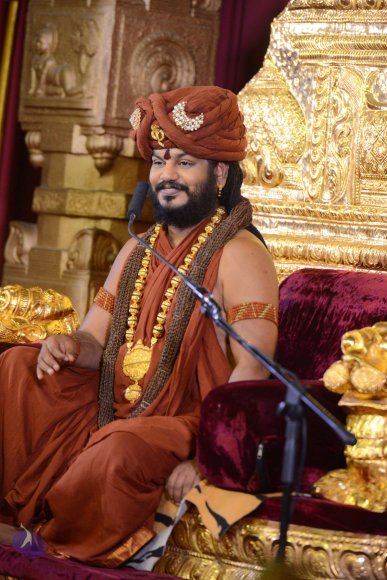 1-NITHYA-SATSANG_Photo_1206_DSC_1980_CMP_WM