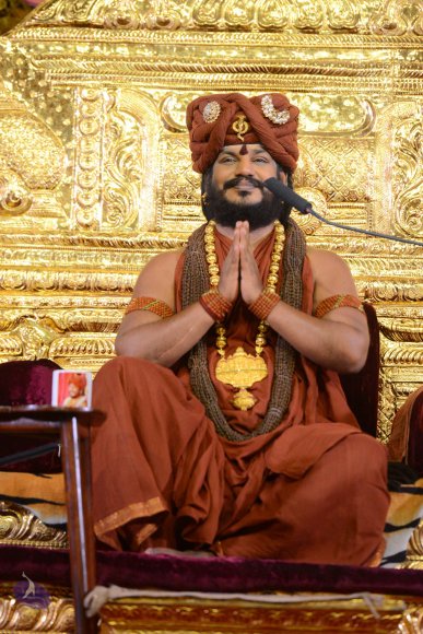 1-NITHYA-SATSANG_Photo_1212_DSC_1987_CMP_WM