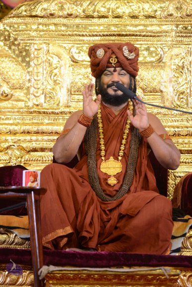 1-NITHYA-SATSANG_Photo_1216_DSC_1991_CMP_WM