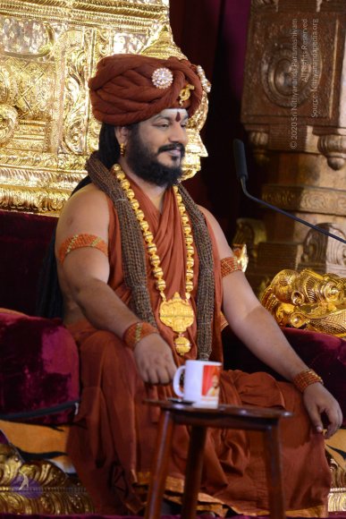 2-NITHYA-SATSANG_Photo_1011_DSC_1681_CMP_WM