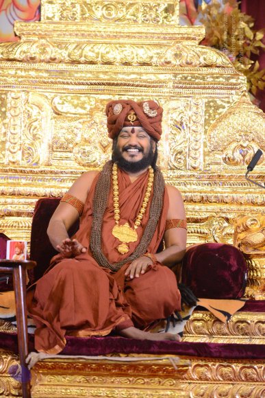 2-NITHYA-SATSANG_Photo_1066_DSC_1790_CMP_WM