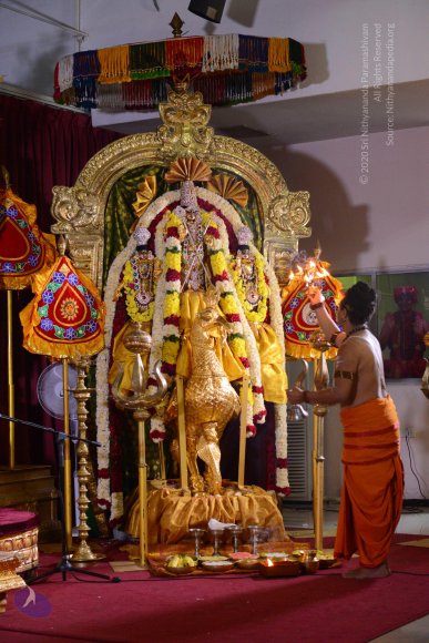 2-NITHYA-SATSANG_Photo_1193_DSC_1966_CMP_WM