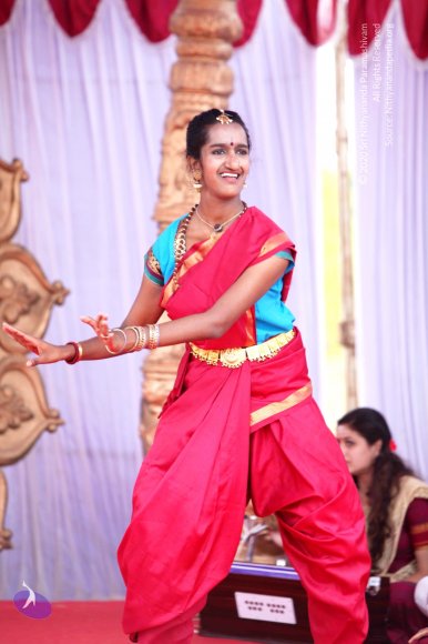 3-Nithya-Kirtan_Photo_1001_IMG_9794_CMP_WM