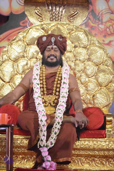01-Nithya-Satsang_Photo_1000_DSC_6552_CMP_WM