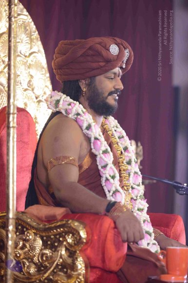 01-Nithya-Satsang_Photo_1003_DSC_6572_CMP_WM