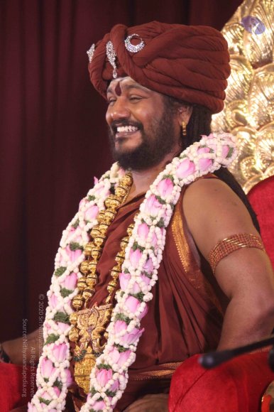 01-Nithya-Satsang_Photo_1051_IMG_6108_CMP_WM