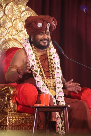 01-Nithya-Satsang_Photo_1060_IMG_6204_CMP_WM