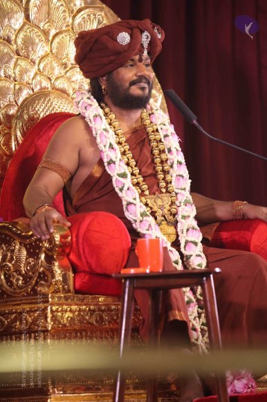 01-Nithya-Satsang_Photo_1066_IMG_6210_CMP_WM