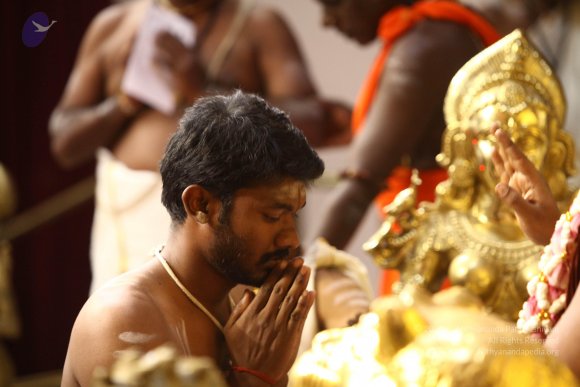 01-DARSHAN_Photo_1041_IMG_1305_CMP_WM