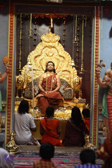 1-PADA-PUJA_Photo_1000_IMG_1697_CMP_WM