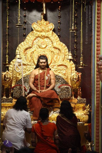 1-PADA-PUJA_Photo_1004_IMG_1703_CMP_WM