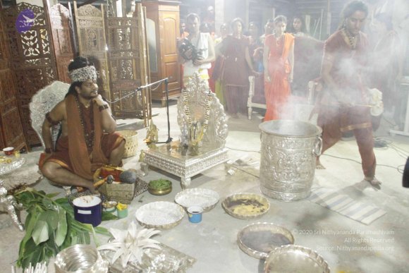 01--first-aushada_Photo_1100_IMG_0303_CMP_WM