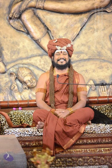 1-NITHYA-SATSANG_Photo_1002_DSC_0115_CMP_WM