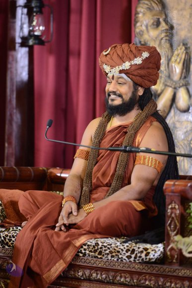 1-NITHYA-SATSANG_Photo_1035_DSC_0203_CMP_WM