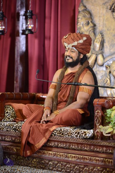 1-NITHYA-SATSANG_Photo_1037_DSC_0206_CMP_WM