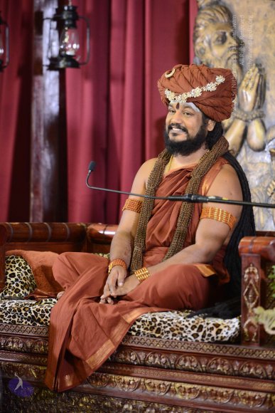 1-NITHYA-SATSANG_Photo_1038_DSC_0207_CMP_WM