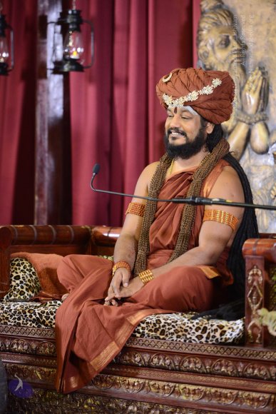 1-NITHYA-SATSANG_Photo_1041_DSC_0210_CMP_WM