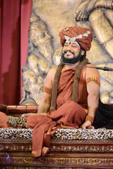 1-NITHYA-SATSANG_Photo_1057_DSC_0255_CMP_WM