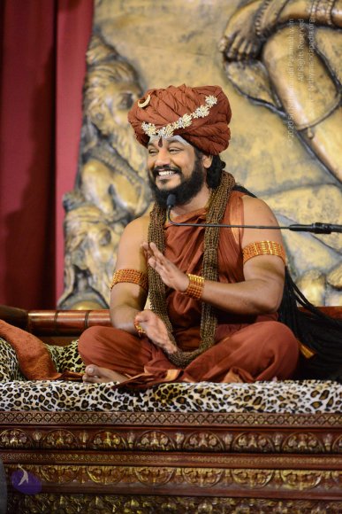 1-NITHYA-SATSANG_Photo_1077_DSC_0313_CMP_WM