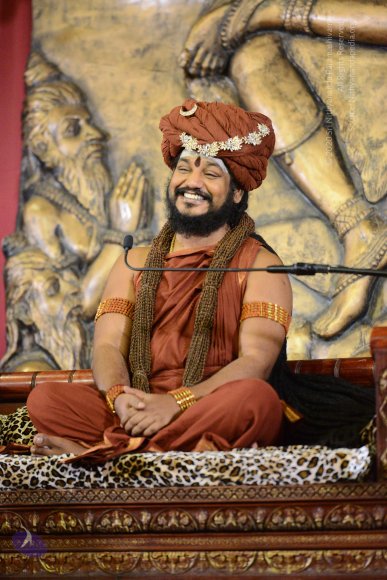 1-NITHYA-SATSANG_Photo_1080_DSC_0316_CMP_WM