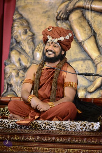 1-NITHYA-SATSANG_Photo_1087_DSC_0323_CMP_WM