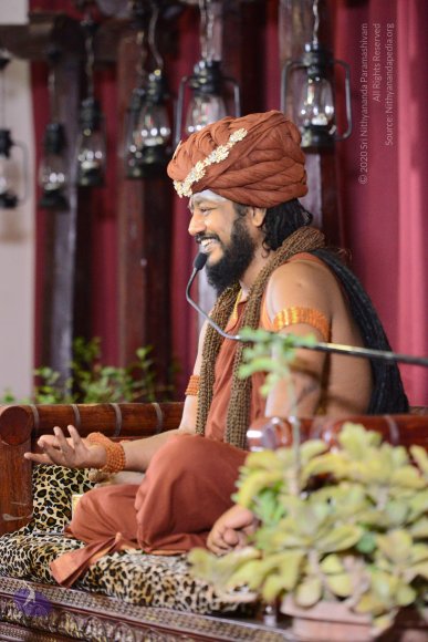 1-NITHYA-SATSANG_Photo_1088_DSC_0334_CMP_WM